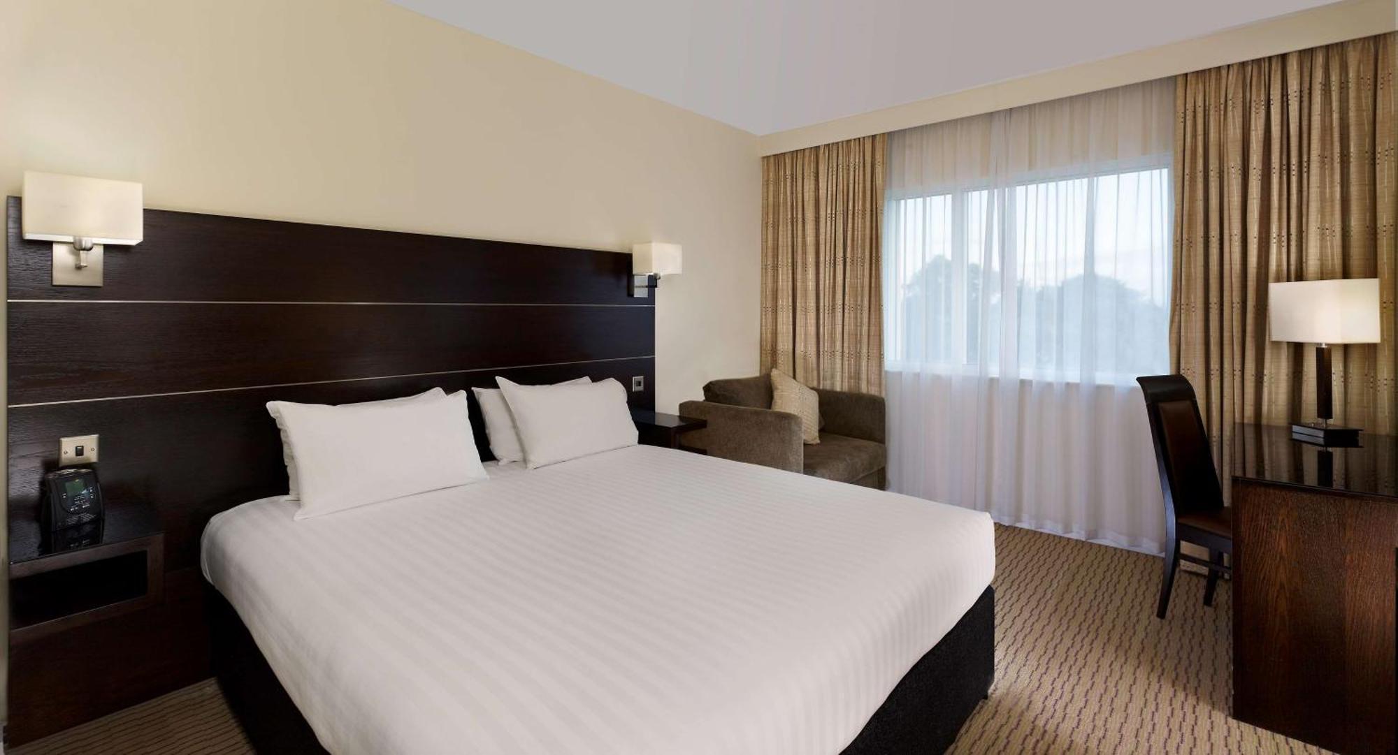 Doubletree By Hilton London Heathrow Airport Hotel 4*